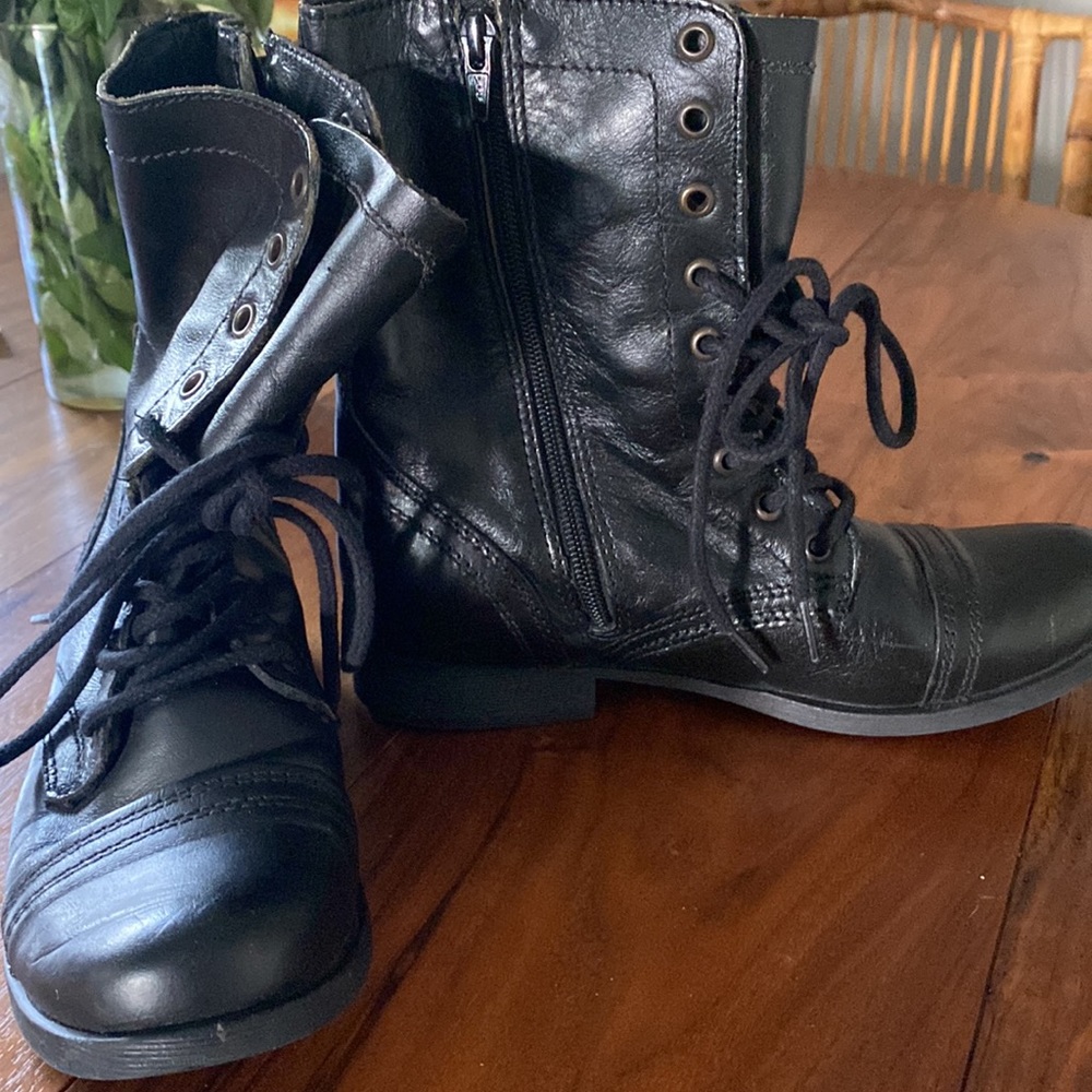 Barely  worn Steve Madden combat boots